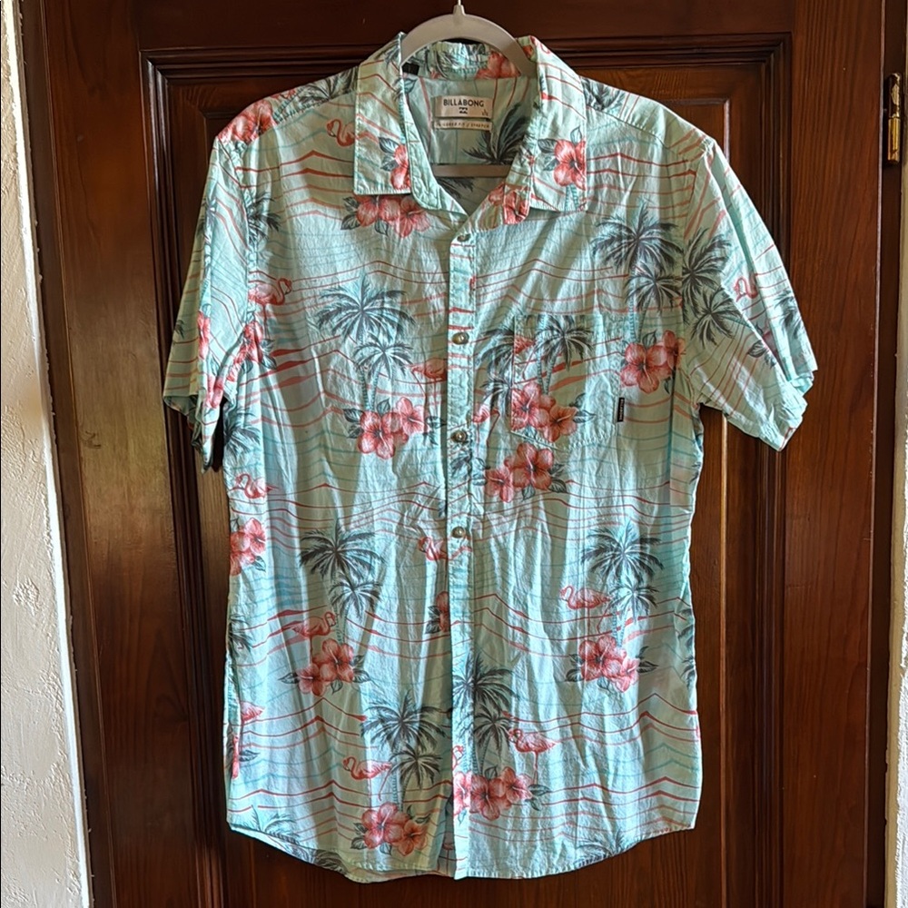 Billabong Green and Pink Casual Button Down Shirt size large